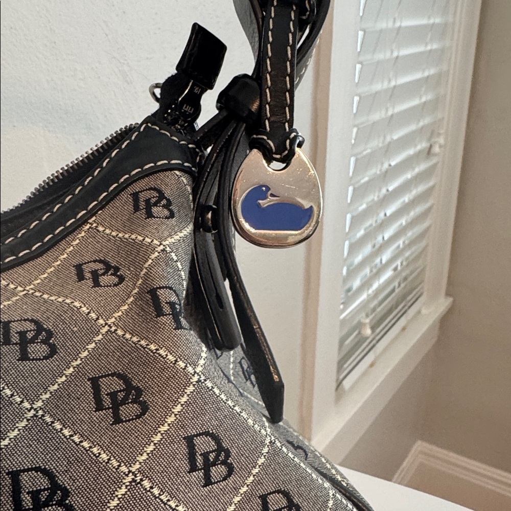 Dooney & Bourke Signature DB Small Shoulder Bag Blue Duck Tag - Picture 7 of 7